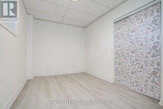 40 Foxglove Ct in Markham, ON - Building Photo - Building Photo