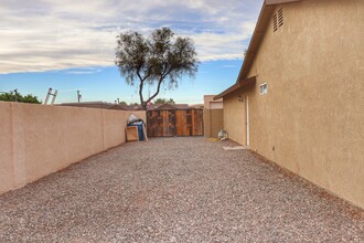 3280 Rocking Horse Dr in Lake Havasu City, AZ - Building Photo - Building Photo