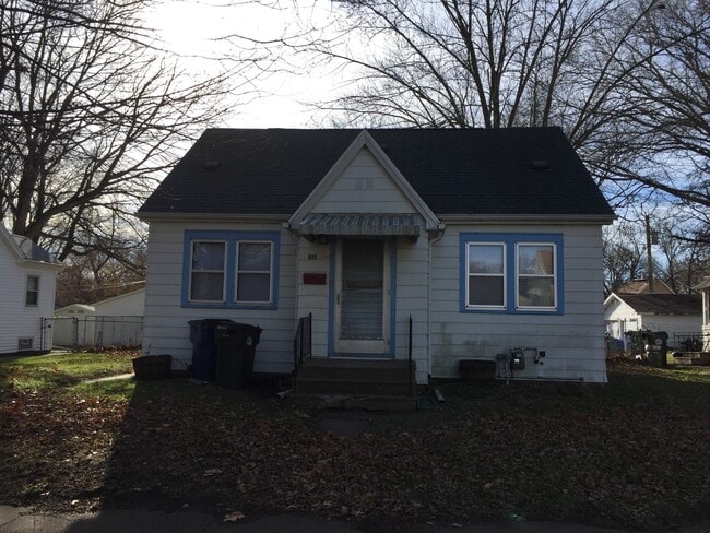 property at 837 Kern St