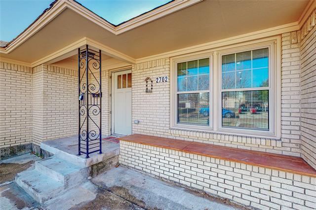 2702 Tolosa Dr in Dallas, TX - Building Photo - Building Photo