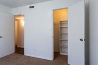 Sandpiper Apartments in Pauls Valley, OK - Building Photo - Interior Photo