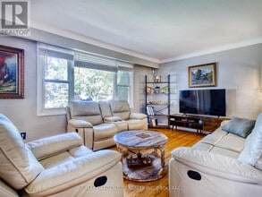 12 Princeway Dr in St Catharines, ON - Building Photo - Building Photo