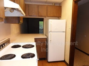 102 Walnut Ln in Oak Ridge, TN - Building Photo - Building Photo