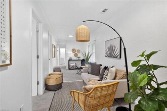 1128 43rd St in Newport News, VA - Building Photo - Building Photo