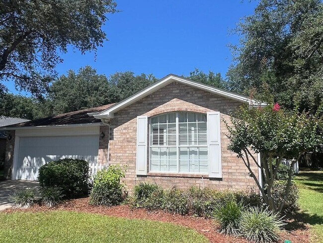 1412 Pearl S Buck Ct in Niceville, FL - Building Photo - Building Photo