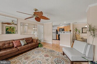 1067 Gardenview Loop in Woodbridge, VA - Building Photo - Building Photo