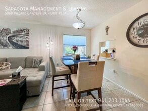 5060 Village Garden Dr in Sarasota, FL - Building Photo - Building Photo