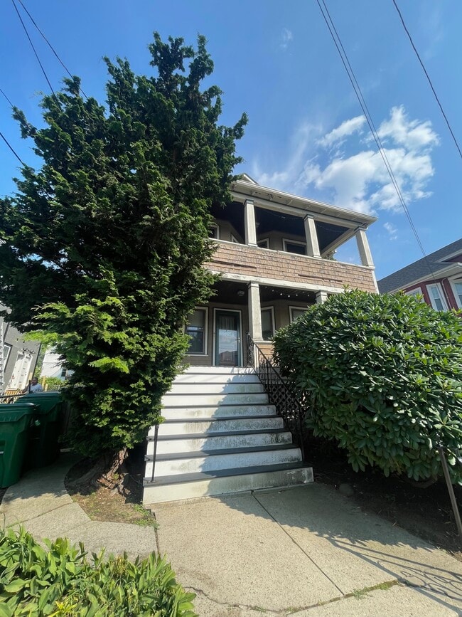 138 North St, Unit 2