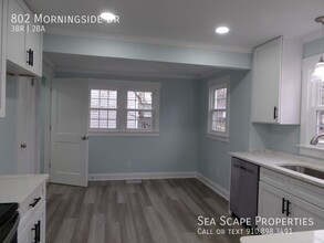 802 Morningside Dr in Wilmington, NC - Building Photo - Building Photo