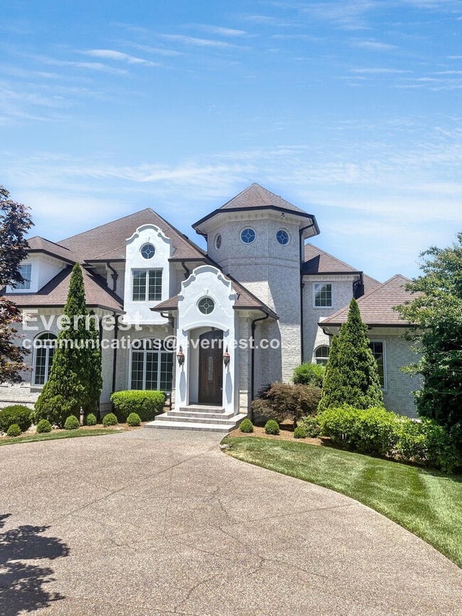 property at 9558 Hampton Reserve Dr