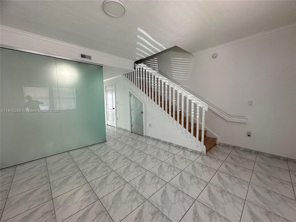9837 W Okeechobee Rd in Hialeah, FL - Building Photo