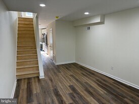 217 Krams Ave in Philadelphia, PA - Building Photo