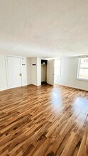 4 Elm St Ct in Bath, ME - Building Photo - Building Photo