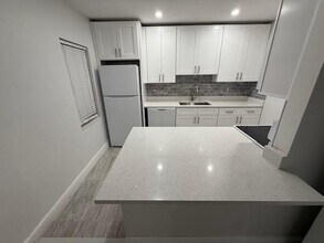 1906 Palmland Dr in Boynton Beach, FL - Building Photo - Building Photo