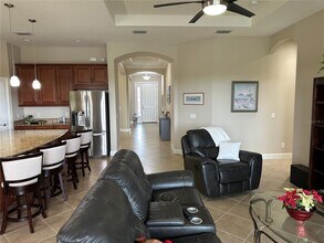 8725 Amaretto Ave in Sarasota, FL - Building Photo - Building Photo