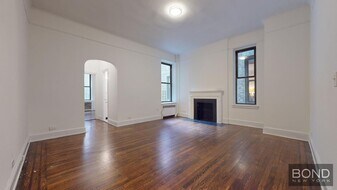 106 E 81st St in New York, NY - Building Photo