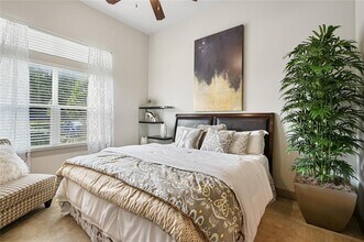 2411 Fondren Rd-Unit -1453 in Houston, TX - Building Photo - Building Photo