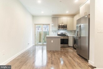 2153 N Fairhill St in Philadelphia, PA - Building Photo - Building Photo
