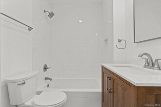 300 Waccabuc Rd in Goldens Bridge, NY - Building Photo - Building Photo