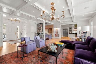 34 Brewster Rd in Nantucket, MA - Building Photo - Building Photo