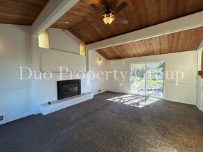 1311-1311 G St in Springfield, OR - Building Photo - Building Photo