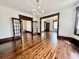 2900 NE Tyler St, Unit 2