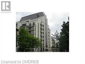 90 Charlton Ave W in Hamilton, ON - Building Photo