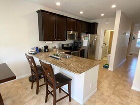 1370 Turnbridge Dr in Jupiter, FL - Building Photo