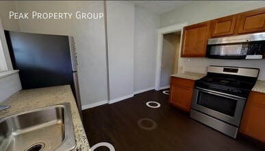 2359 Stratford Ave in Cincinnati, OH - Building Photo - Building Photo