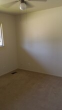 6576 Harmon Dr, Unit Condo in Sacramento, CA - Foto de edificio - Building Photo