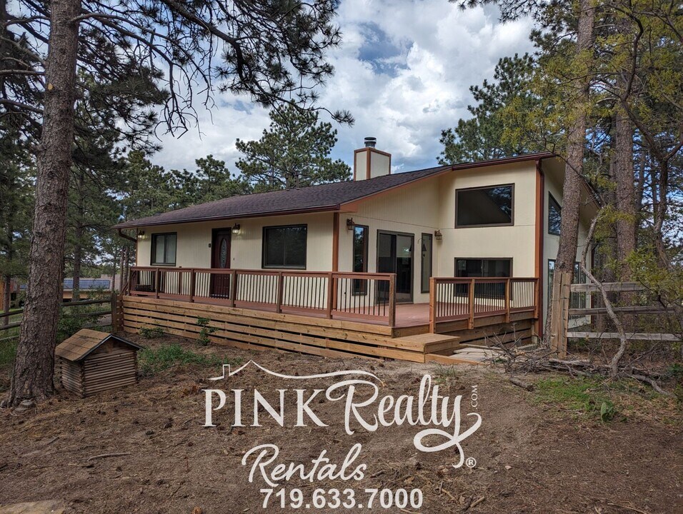 19935 Hamal Dr in Monument, CO - Building Photo