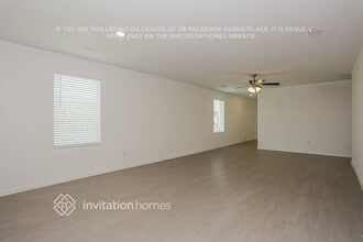 935 Carrick Dr in Ennis, TX - Foto de edificio - Building Photo