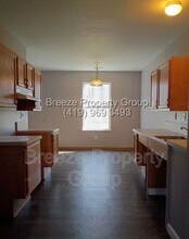 329 S Jackson St in Youngstown, OH - Building Photo - Building Photo