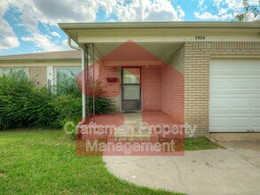 2926 NW 72nd St in Oklahoma City, OK - Building Photo - Building Photo