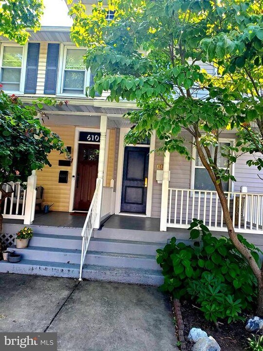 608 Trail Ave in Frederick, MD - Building Photo
