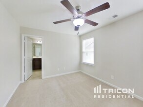 311 Woodfern Ct in Mount Juliet, TN - Foto de edificio - Building Photo