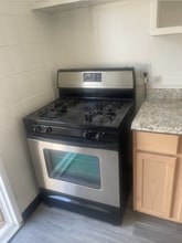 11 E San Joaquin St in Fresno, CA - Building Photo - Building Photo