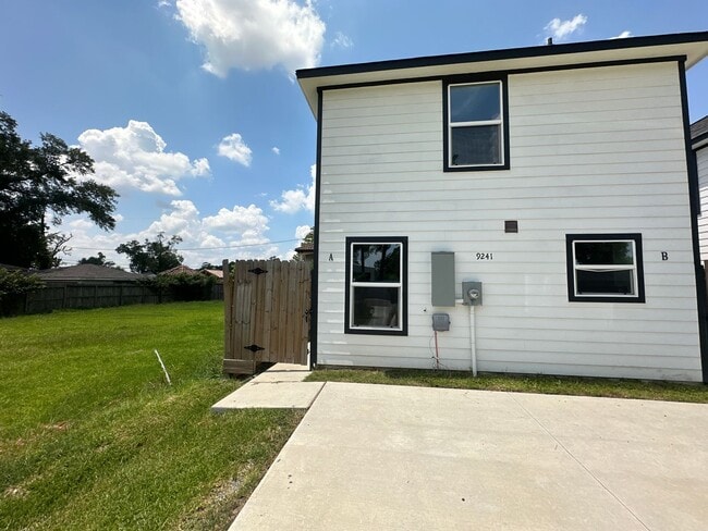 9241 Seeker St in Houston, TX - Building Photo - Building Photo