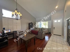 7345 Sunnyslope Dr in Quartz Hill, CA - Building Photo - Building Photo