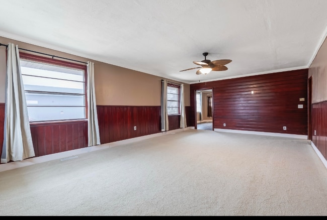 2934 Avenue B in Council Bluffs, IA - Building Photo - Building Photo