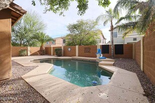 17663 W Tasha Dr in Surprise, AZ - Building Photo