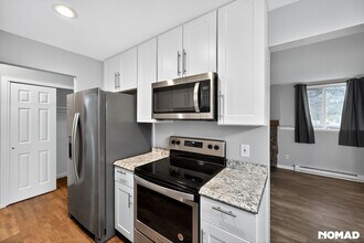 17403 E Mansfield Ave in Aurora, CO - Building Photo - Building Photo