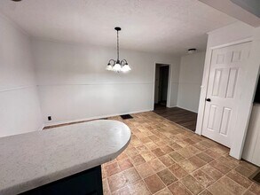 721 US-62 in Grand Rivers, KY - Building Photo - Building Photo