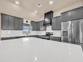 409 Bobwhite Rd in Geronimo, OK - Building Photo - Building Photo