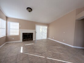 4417 Anatone Dr in Las Vegas, NV - Building Photo