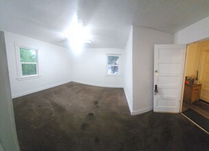 5395 Capistrano Ave, Unit Capistrano 5397 in Atascadero, CA - Building Photo - Building Photo