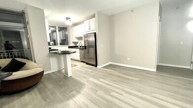 600 N Dearborn St, Unit 1901 in Chicago, IL - Foto de edificio - Building Photo