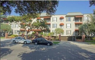 330 S Mentor Ave, Unit 107 in Pasadena, CA - Building Photo