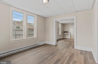 207 N Queen St, Unit Large Attic Room in Shippensburg, PA - Building Photo