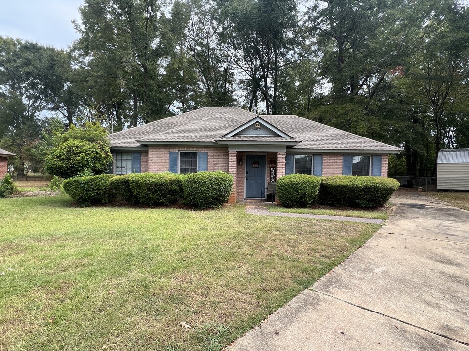 6609 Sweet Gum Ct in Montgomery, AL - Building Photo